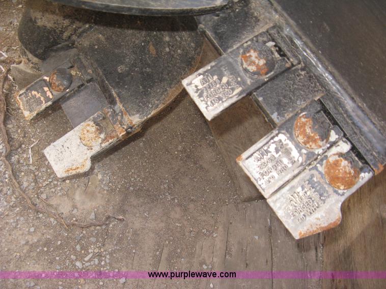 image for item L6466 2015 Bradco Paladin X1500 mini skid steer auger