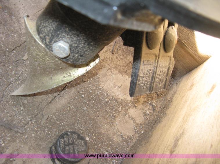 image for item L6466 2015 Bradco Paladin X1500 mini skid steer auger