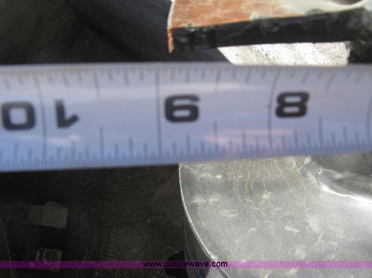 image for item L6466 2015 Bradco Paladin X1500 mini skid steer auger