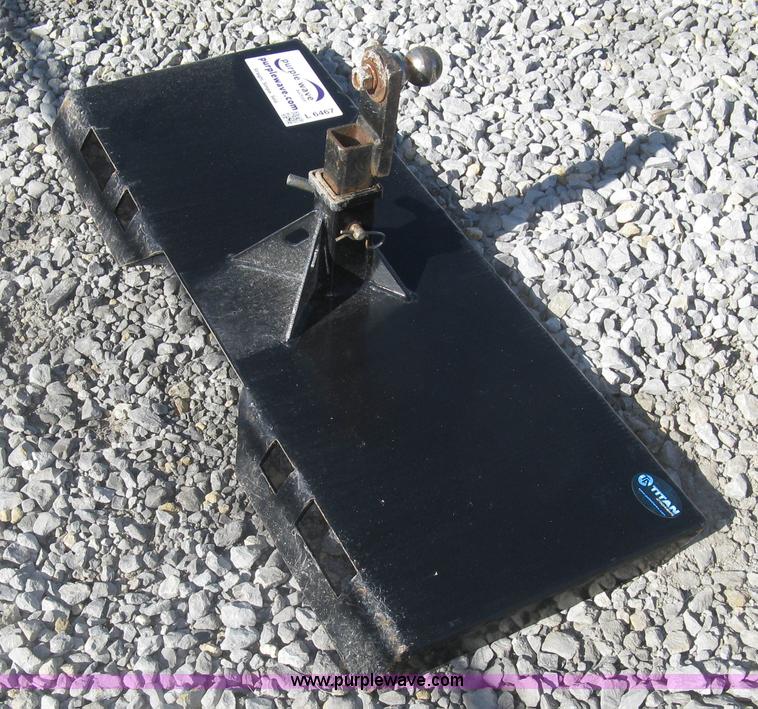 Titan skid steer receiver hitch tow plate in Wichita, KS Item L6467