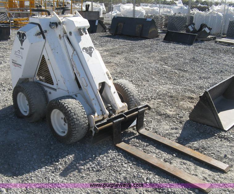 image for item L6470 Ramrod Taskmaster 950 mini skid steer