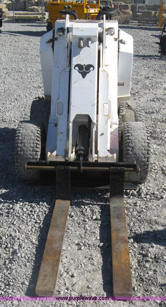 image for item L6470 Ramrod Taskmaster 950 mini skid steer