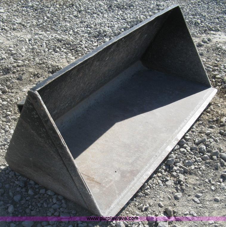 image for item L6470 Ramrod Taskmaster 950 mini skid steer