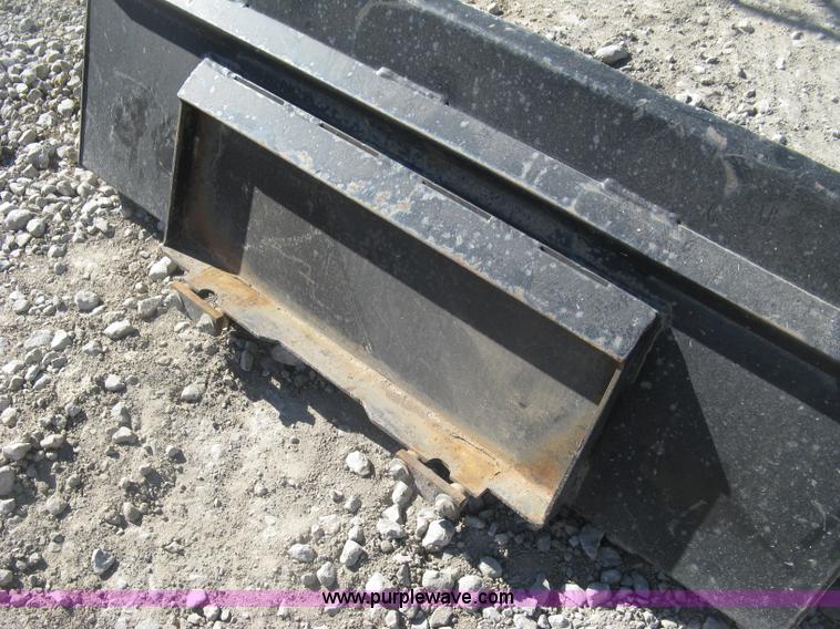 image for item L6470 Ramrod Taskmaster 950 mini skid steer