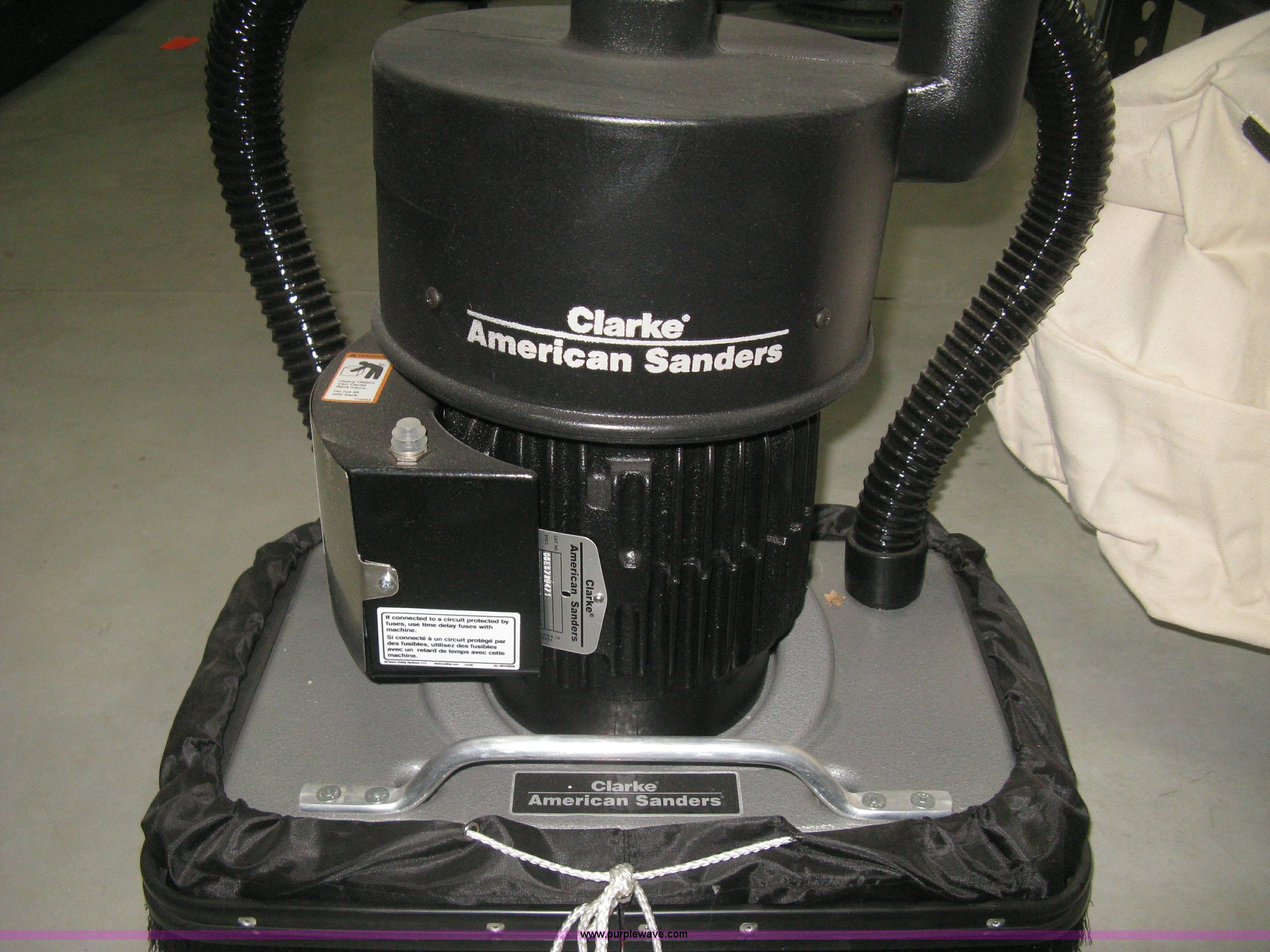 Clarke OBS18 floor sander in Wichita, KS Item BP9673 sold Purple Wave