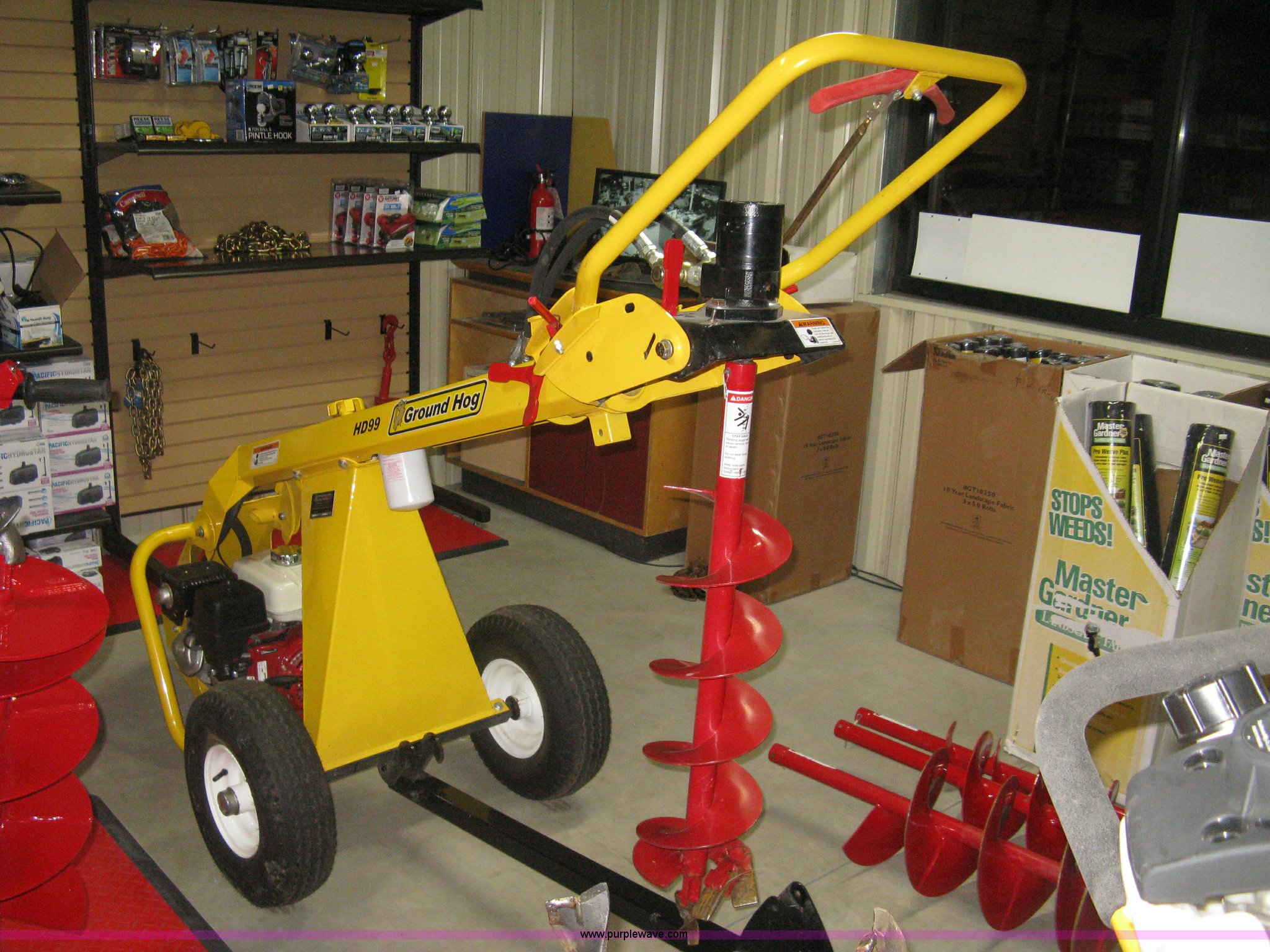 Ground Hog HD99H auger in Wichita, KS Item BP9734 sold Purple Wave