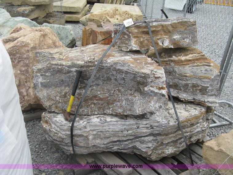 image for item AL9471 (4) Onyx boulders