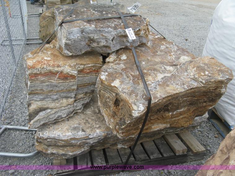 image for item AL9471 (4) Onyx boulders