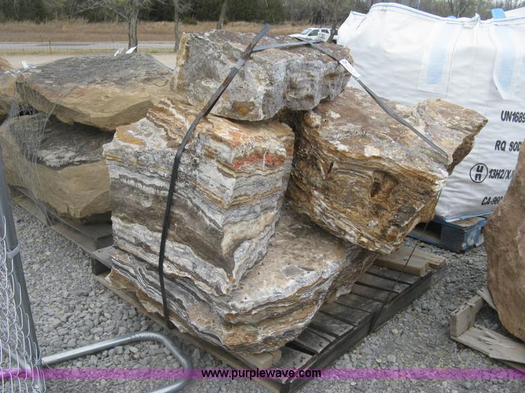 image for item AL9471 (4) Onyx boulders