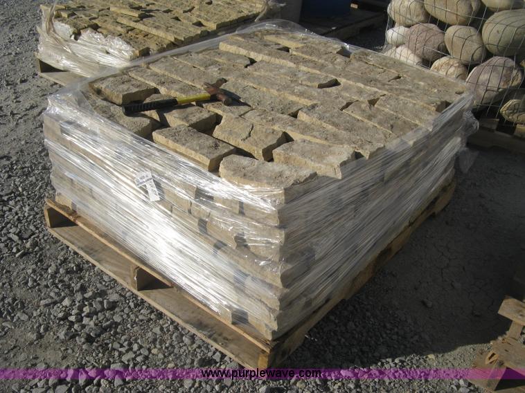 image for item BF9299 Colorado Buff thin veneer stone