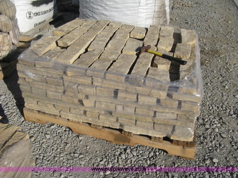 image for item BF9299 Colorado Buff thin veneer stone