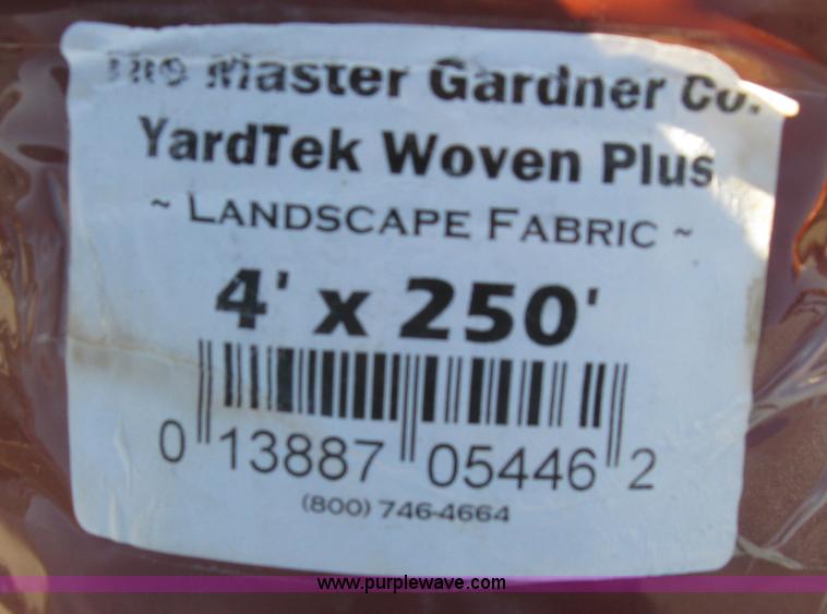 1,000 sq.ft. grade landscape fabric, weed barrier in