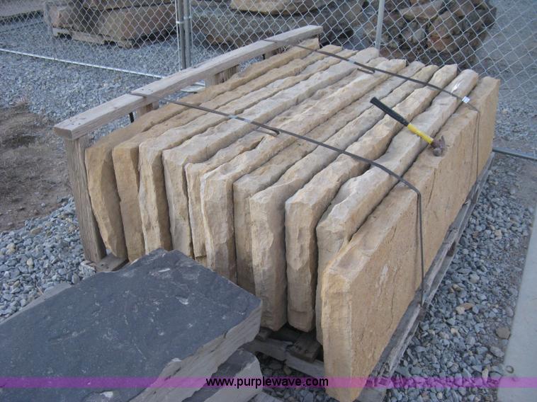 image for item BF9487 (11) Colorado Buff steps, caps