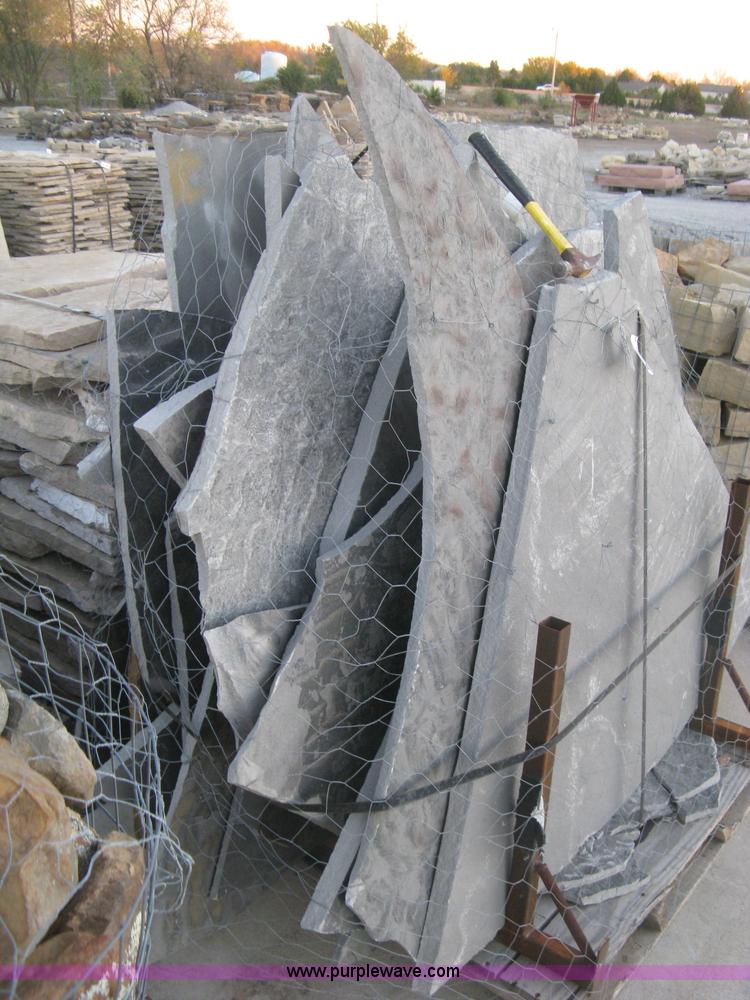 image for item BF9572 Arkansas blue gray premium stand up flagstone