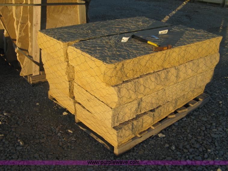 image for item BF9610 (8) Colorado Buff stone steps