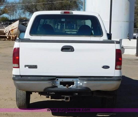 image for item AW9433 1999 Ford F250 Ext. Cab pickup truck