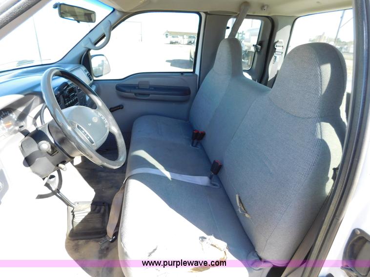 image for item AW9433 1999 Ford F250 Ext. Cab pickup truck