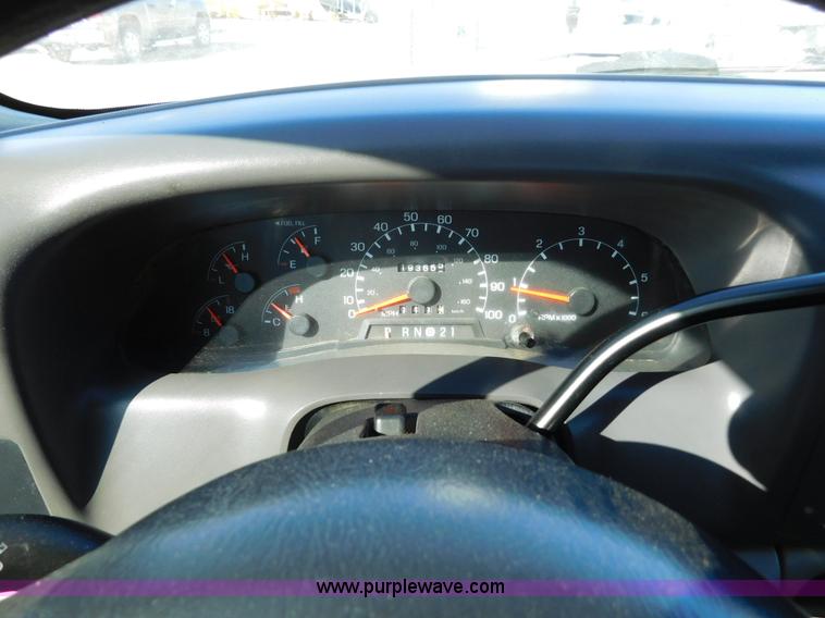 image for item AW9433 1999 Ford F250 Ext. Cab pickup truck