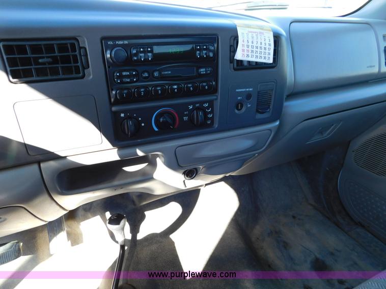 image for item AW9433 1999 Ford F250 Ext. Cab pickup truck