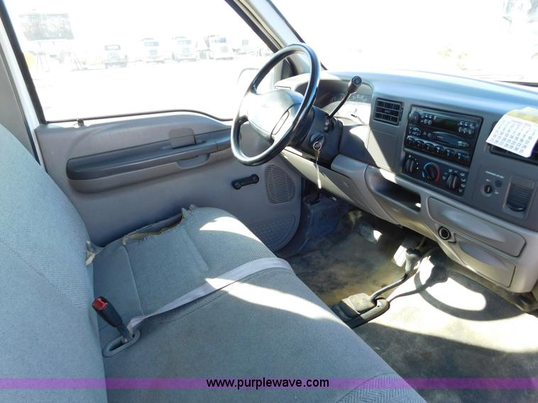 image for item AW9433 1999 Ford F250 Ext. Cab pickup truck