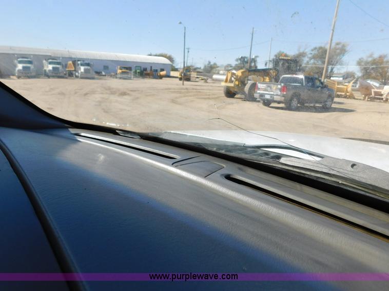 image for item AW9433 1999 Ford F250 Ext. Cab pickup truck