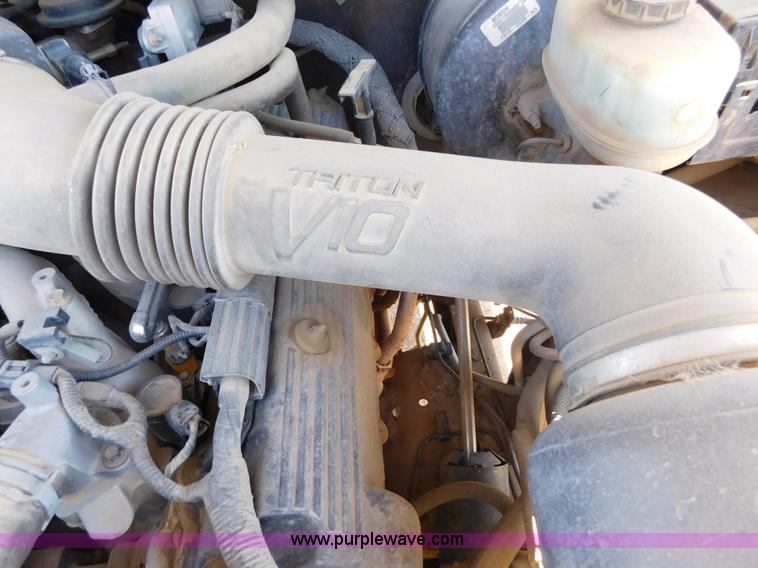 image for item AW9433 1999 Ford F250 Ext. Cab pickup truck