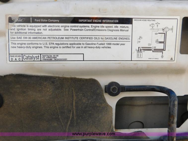 image for item AW9433 1999 Ford F250 Ext. Cab pickup truck