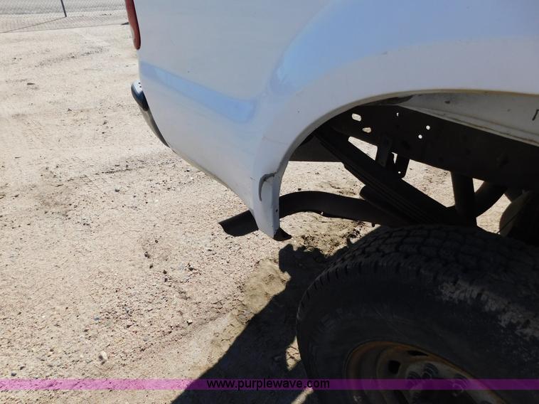 image for item AW9433 1999 Ford F250 Ext. Cab pickup truck