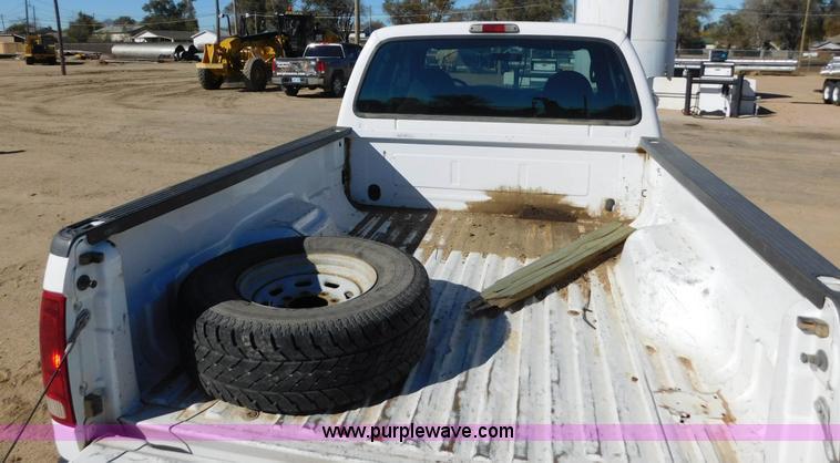 image for item AW9433 1999 Ford F250 Ext. Cab pickup truck