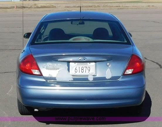 image for item AW9434 2000 Ford Taurus