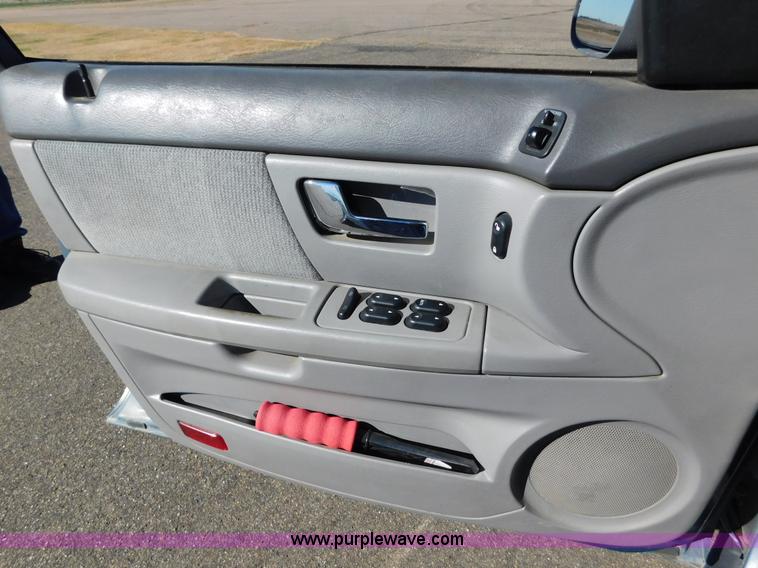 image for item AW9434 2000 Ford Taurus