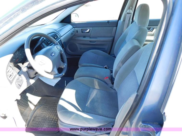 image for item AW9434 2000 Ford Taurus