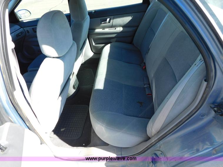 image for item AW9434 2000 Ford Taurus