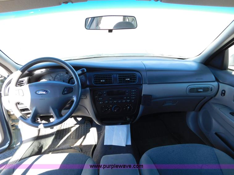 image for item AW9434 2000 Ford Taurus