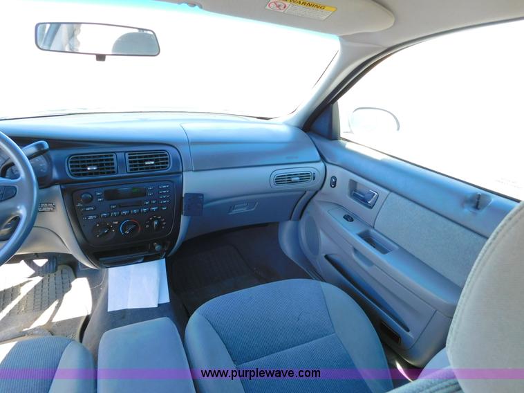 image for item AW9434 2000 Ford Taurus