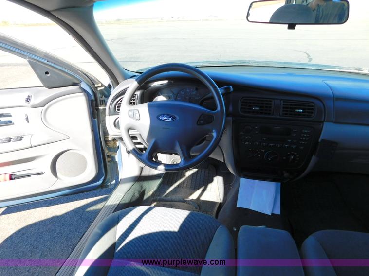 image for item AW9434 2000 Ford Taurus