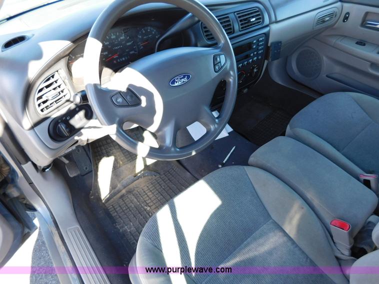 image for item AW9434 2000 Ford Taurus