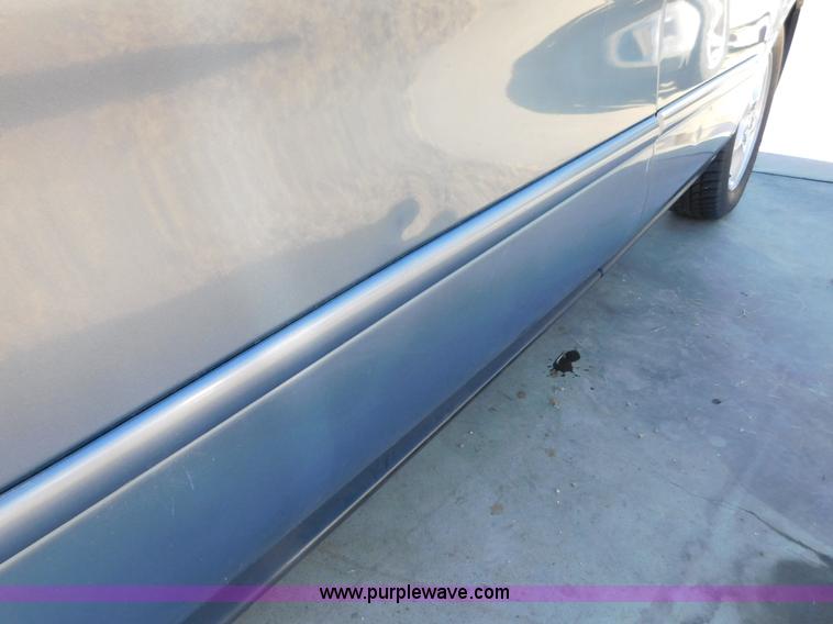 image for item AW9434 2000 Ford Taurus