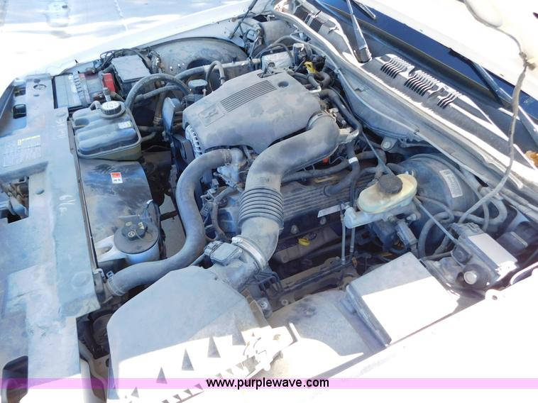 image for item AW9435 2003 Ford Crown Victoria Police Interceptor