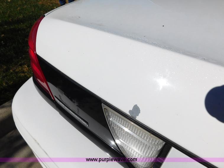 image for item AW9435 2003 Ford Crown Victoria Police Interceptor