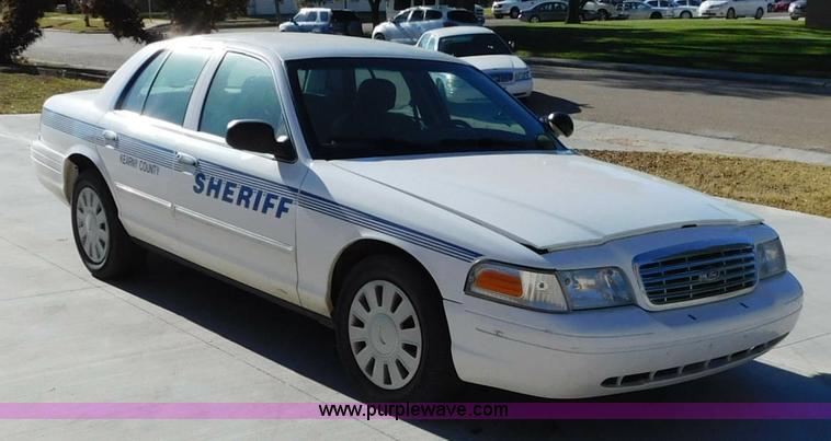 image for item AW9436 2009 Ford Crown Victoria Police Interceptor