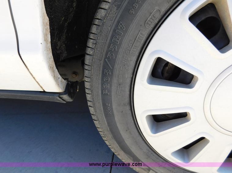 image for item AW9436 2009 Ford Crown Victoria Police Interceptor