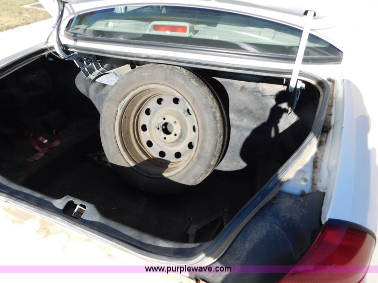 image for item AW9436 2009 Ford Crown Victoria Police Interceptor