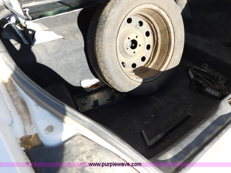 image for item AW9436 2009 Ford Crown Victoria Police Interceptor