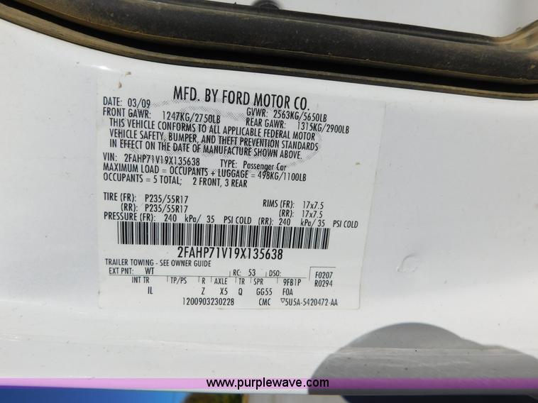 image for item AW9436 2009 Ford Crown Victoria Police Interceptor