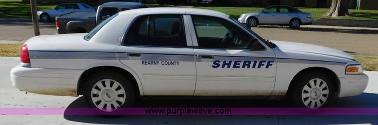 image for item AW9437 2010 Ford Crown Victoria Police Interceptor