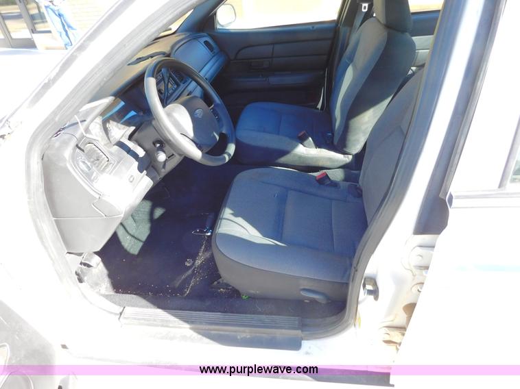 image for item AW9437 2010 Ford Crown Victoria Police Interceptor