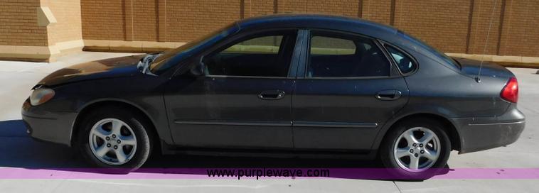 image for item AW9438 2002 Ford Taurus