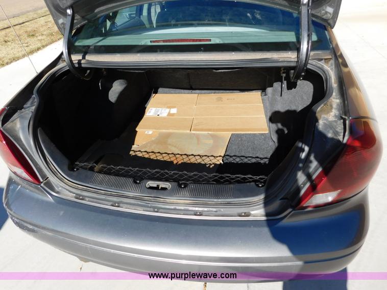 image for item AW9438 2002 Ford Taurus