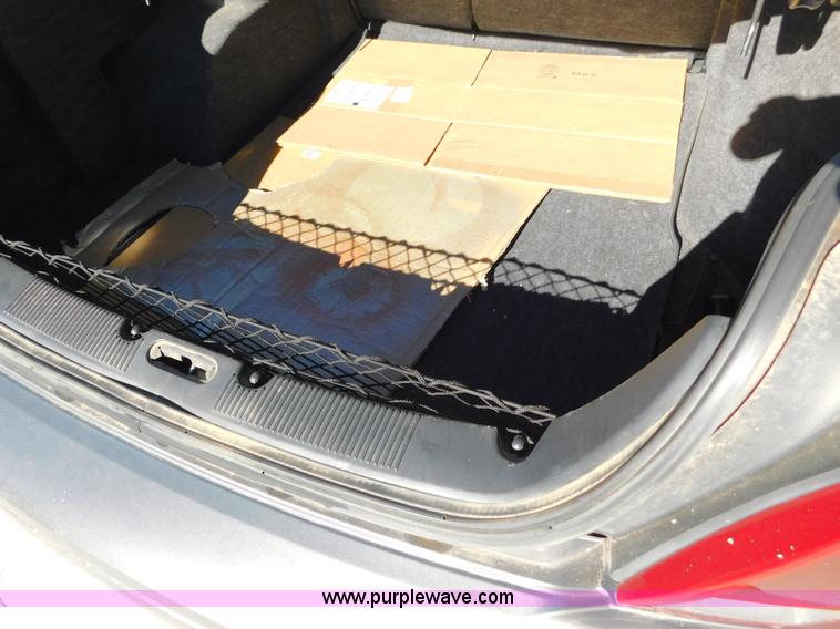 image for item AW9438 2002 Ford Taurus